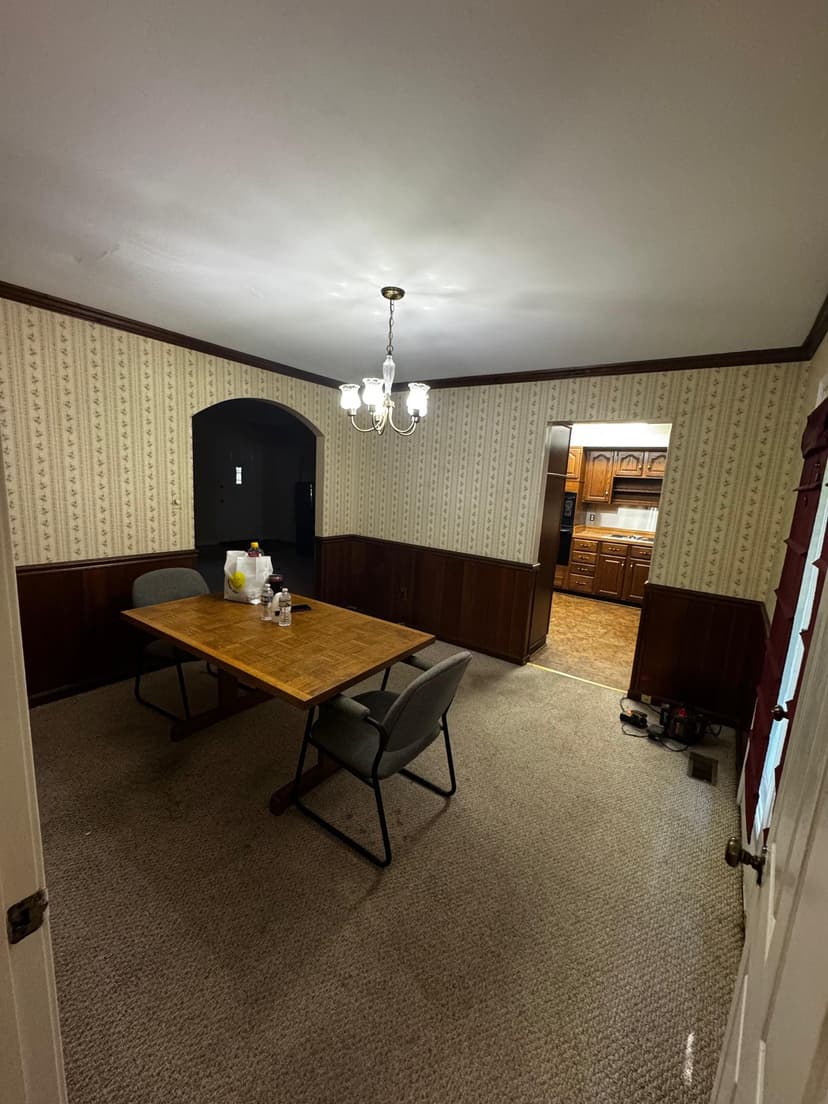 Dining room before remodeling